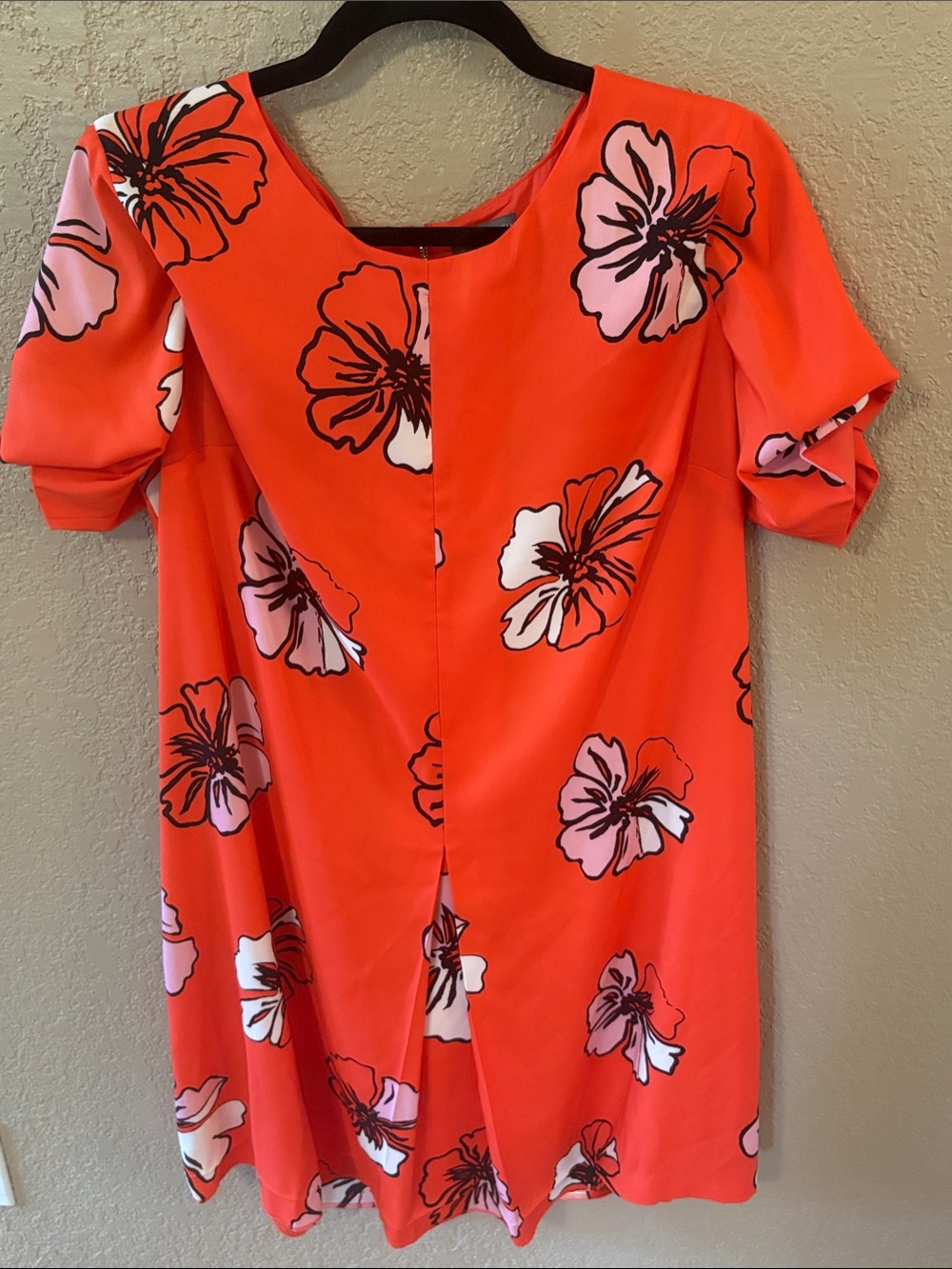 Vince Camuto Coral Floral Shift Dress with Pink & White Blooms